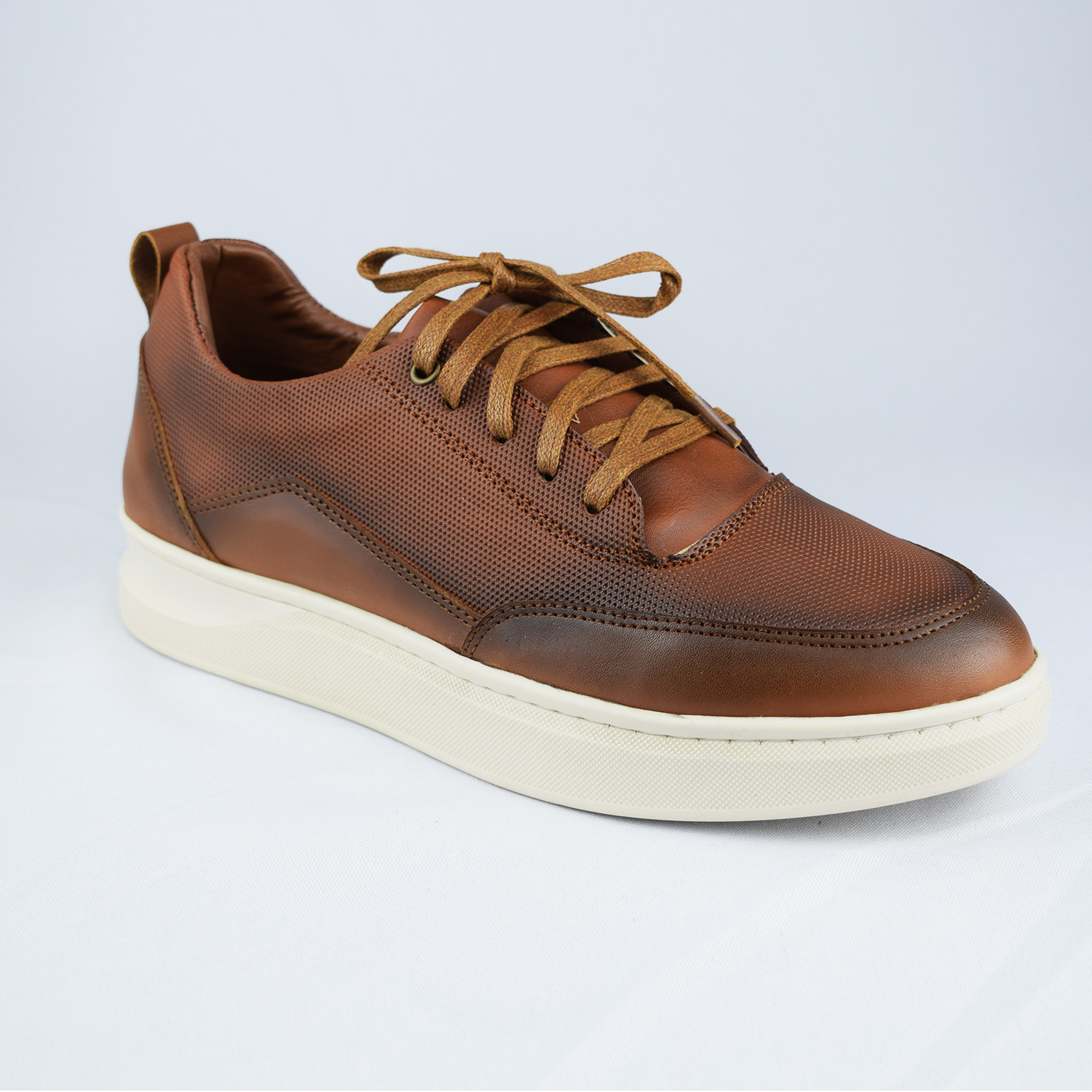 Basket pour homme 870 marron cuir .....   Basket cuir pour homme Maroc